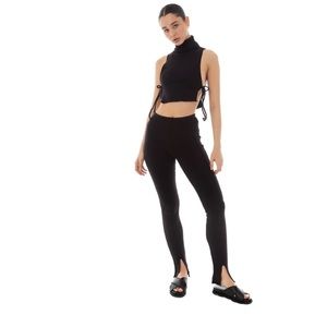 ARE YOU AM I  SAREI LEGGING and ZUHARS TOP